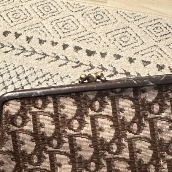 Dior Cosmetic/Clutch/Wallet Kisslock Pouch - Picture 5 of 14